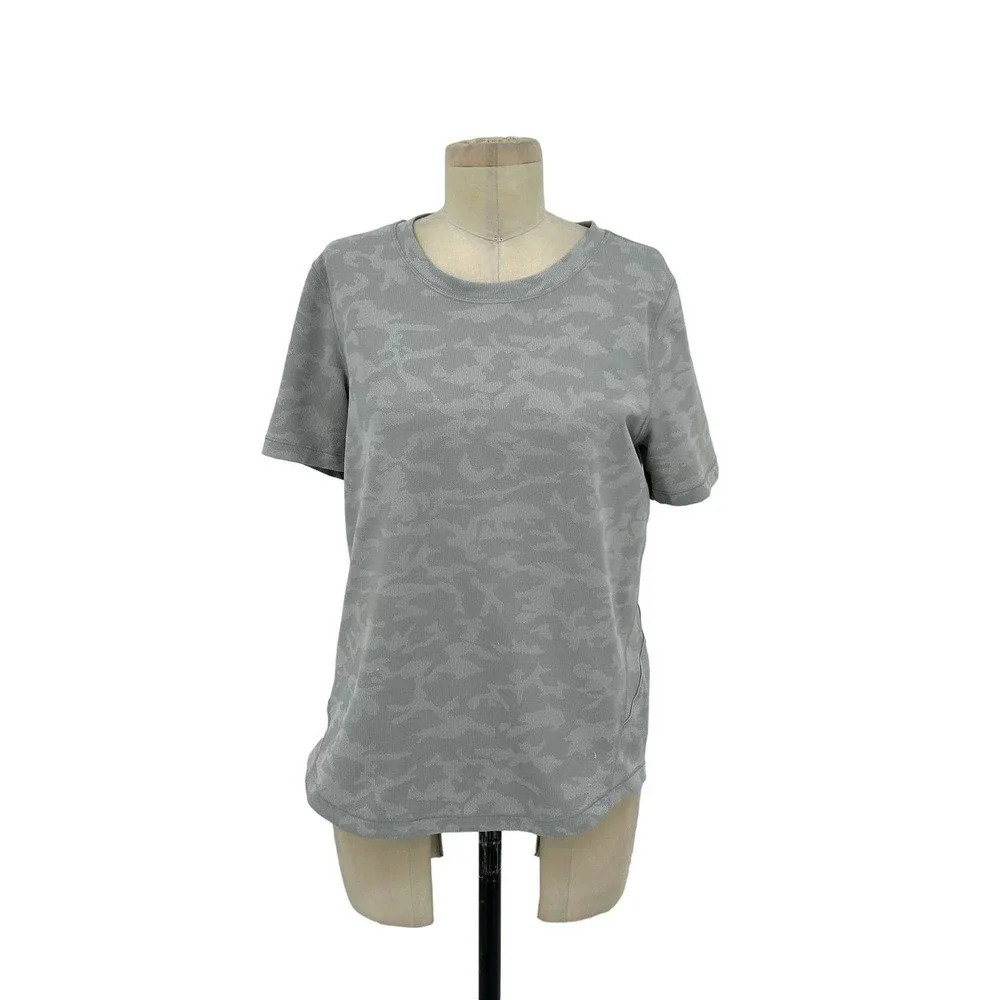 Lululemon Long‎ Distance Short Sleeve Incognito Camo SSL Silver Size 8
